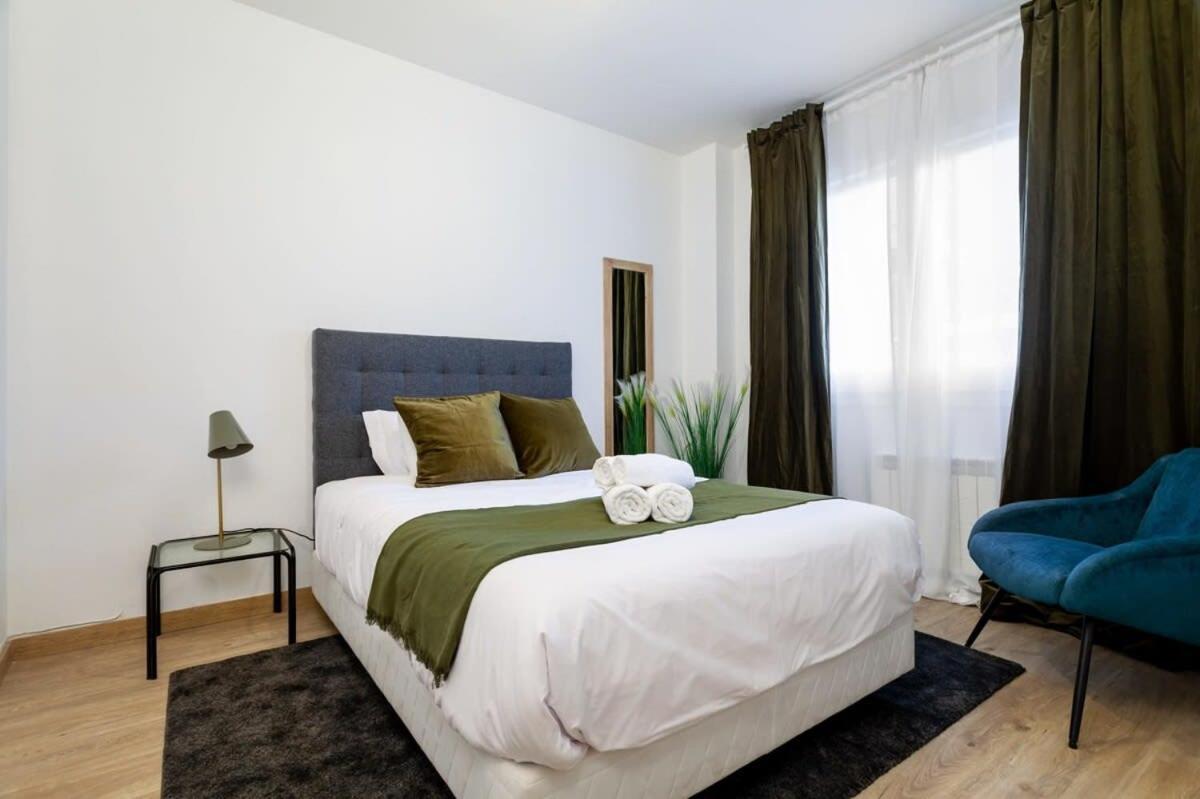 Exclusive Huge 4 Double Bedroom City Center برشلونة المظهر الخارجي الصورة
