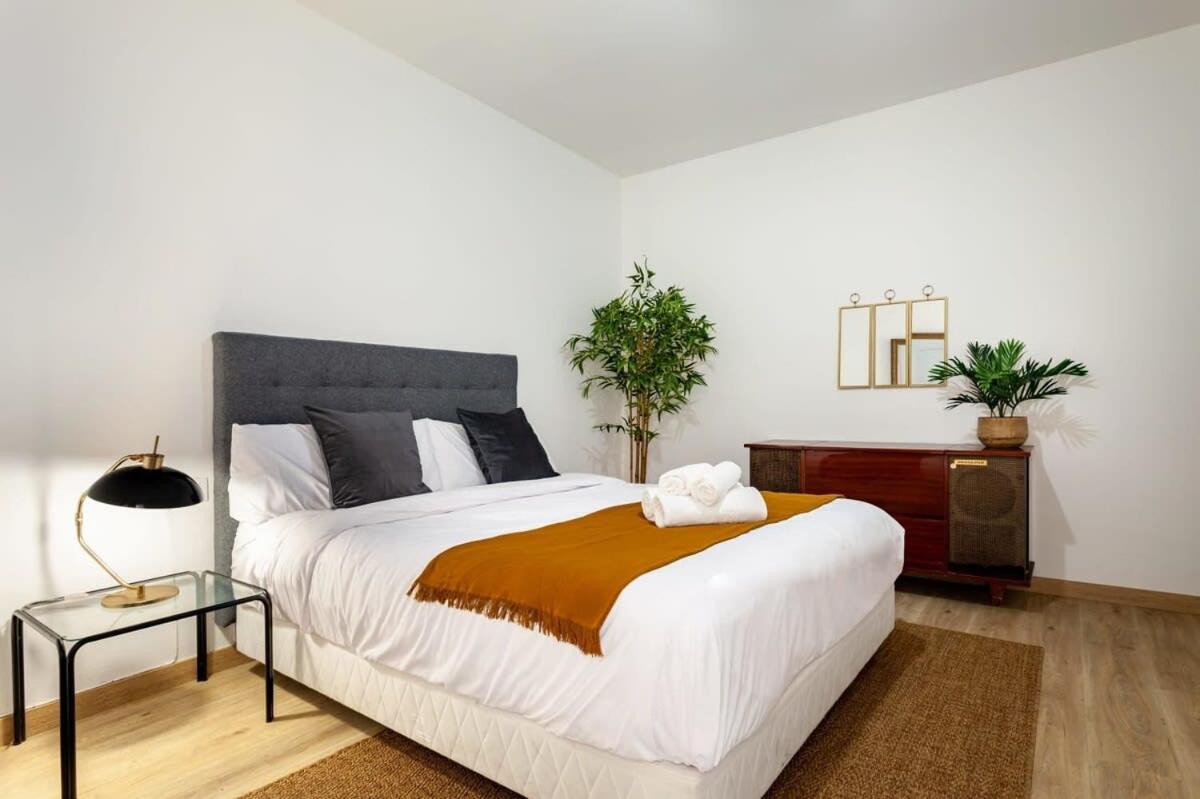 Exclusive Huge 4 Double Bedroom City Center برشلونة المظهر الخارجي الصورة