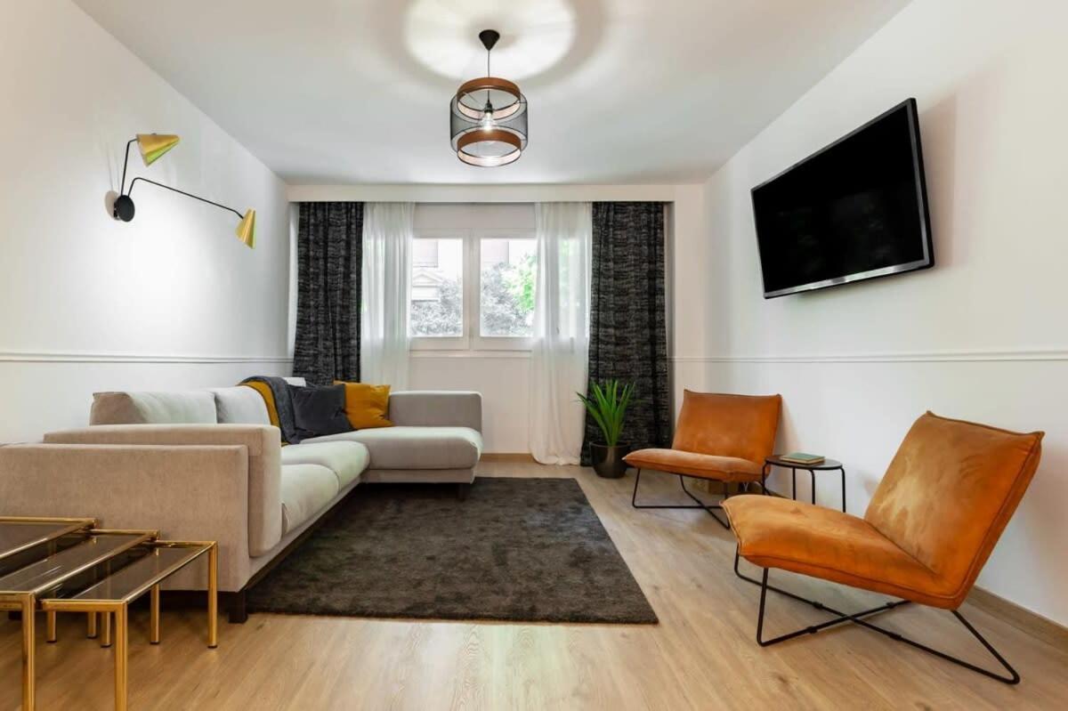Exclusive Huge 4 Double Bedroom City Center برشلونة المظهر الخارجي الصورة