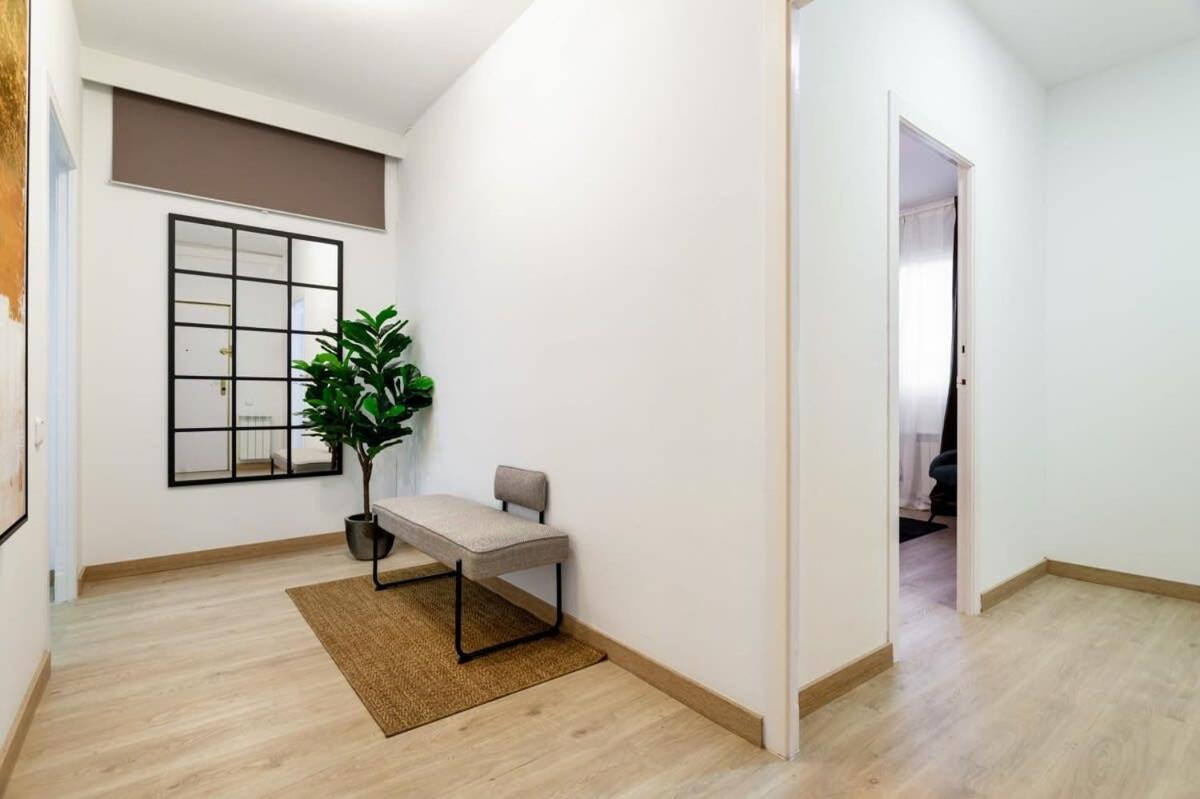 Exclusive Huge 4 Double Bedroom City Center برشلونة المظهر الخارجي الصورة